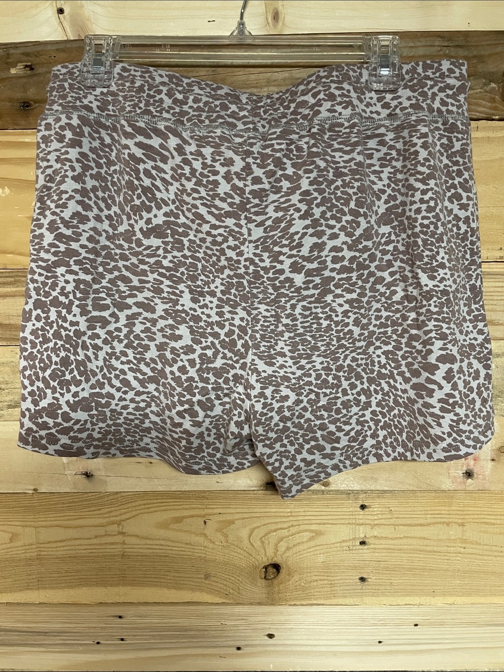 Mono B size 1XL Cheetah Print Workout Loungewear Soft & Stretch High Waist Short - Picture 6 of 8
